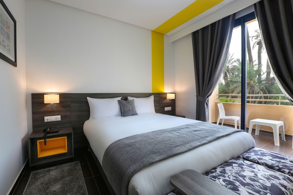 SUPERIOR, DOUBLE BED