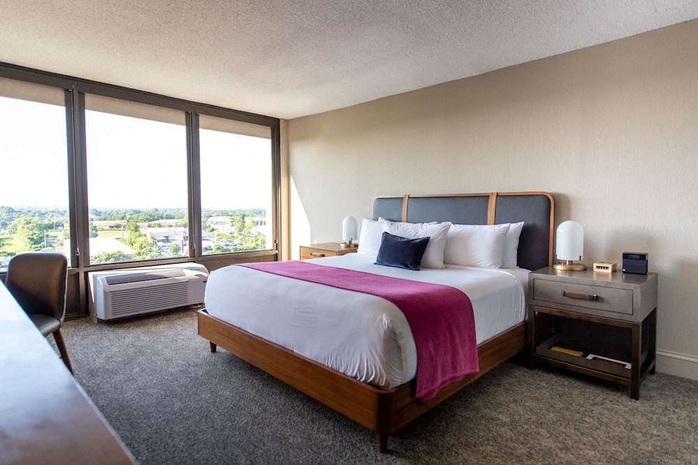 Hotel Preston Nashville Airport 18/70
