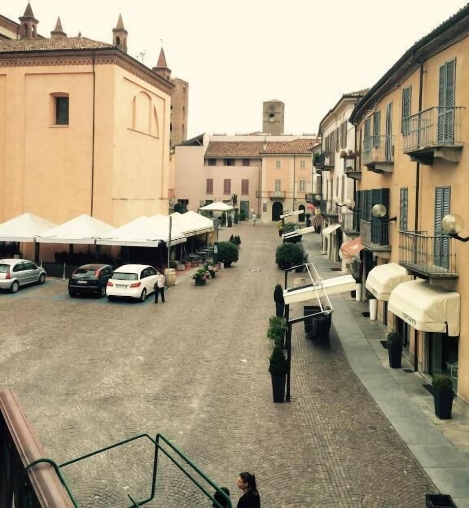 Albergo San Lorenzo 57/66