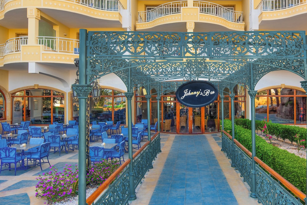 Palm Royale Resort Soma Bay 60/68