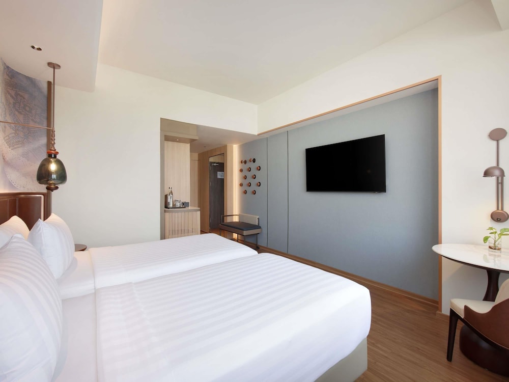 SUPERIOR, TWIN BEDS