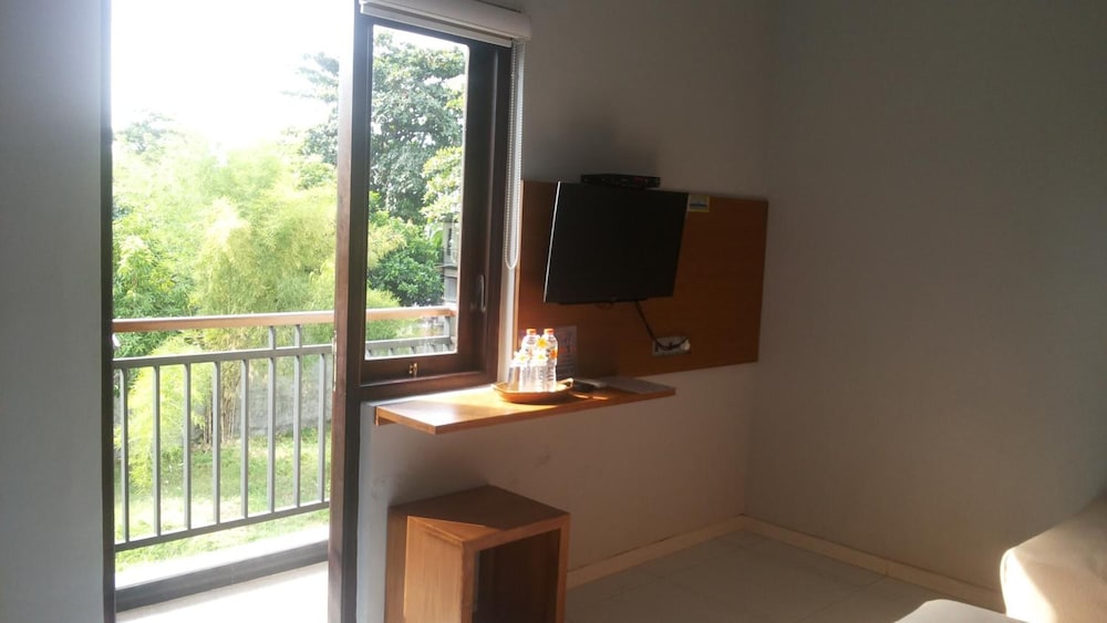 Hotel Mandari 44/65