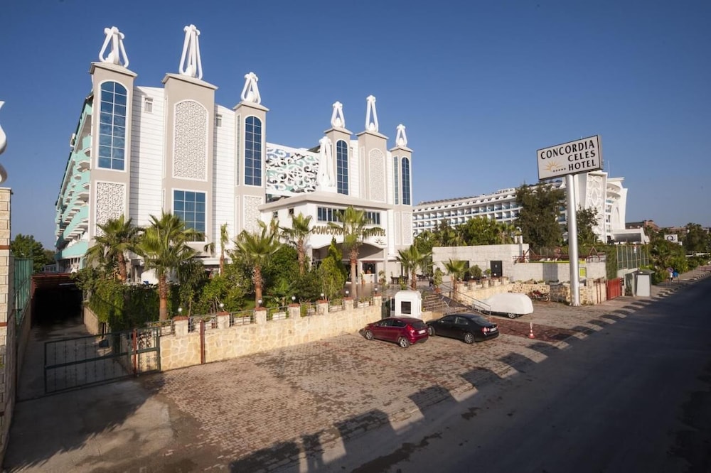 Concordia Celes Hotel 39/47