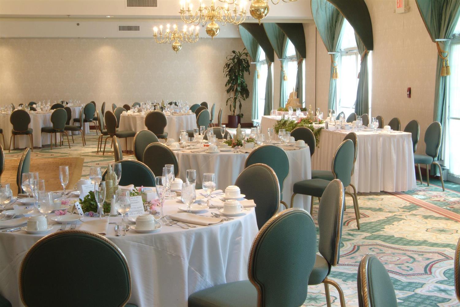 Best Western Plus The Inn At Hampton 15/16