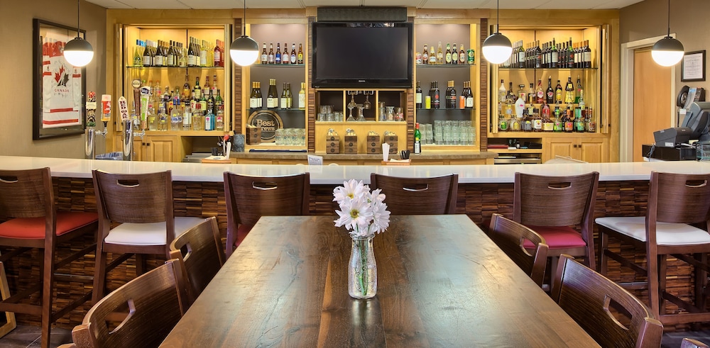 Four Points by Sheraton Charlotte - Pineville 14/24