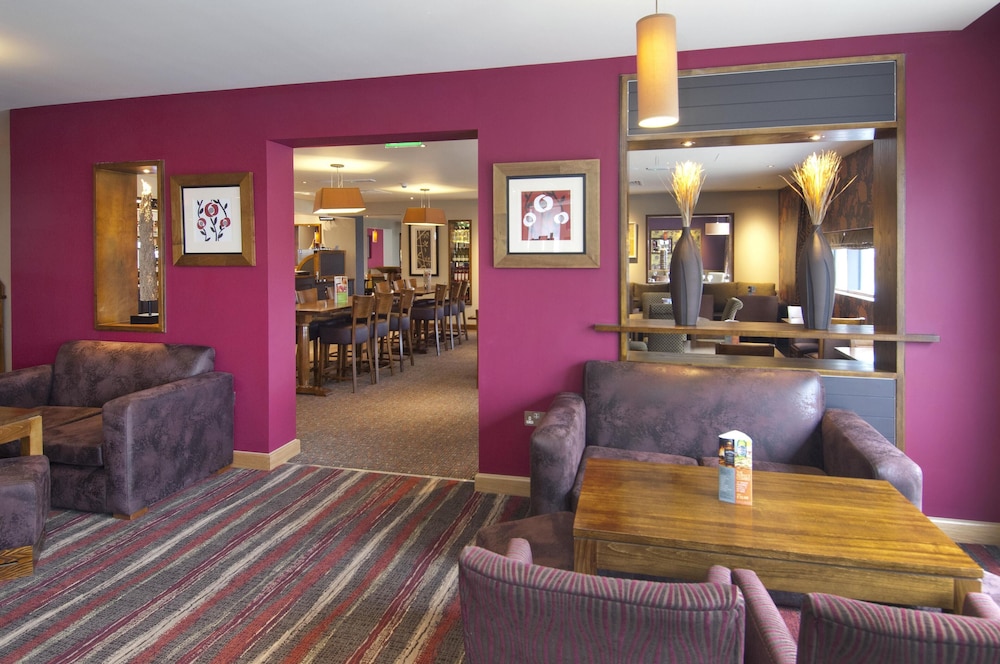 Premier Inn Heathrow Airport Terminal 5 39/58