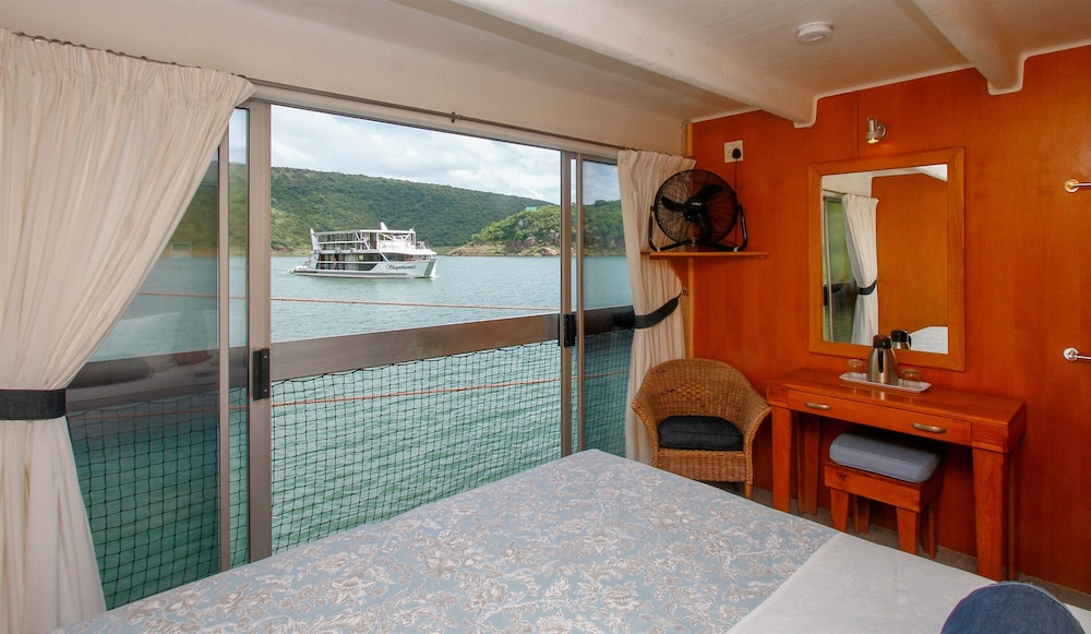 Shayamanzi Houseboats 21/50