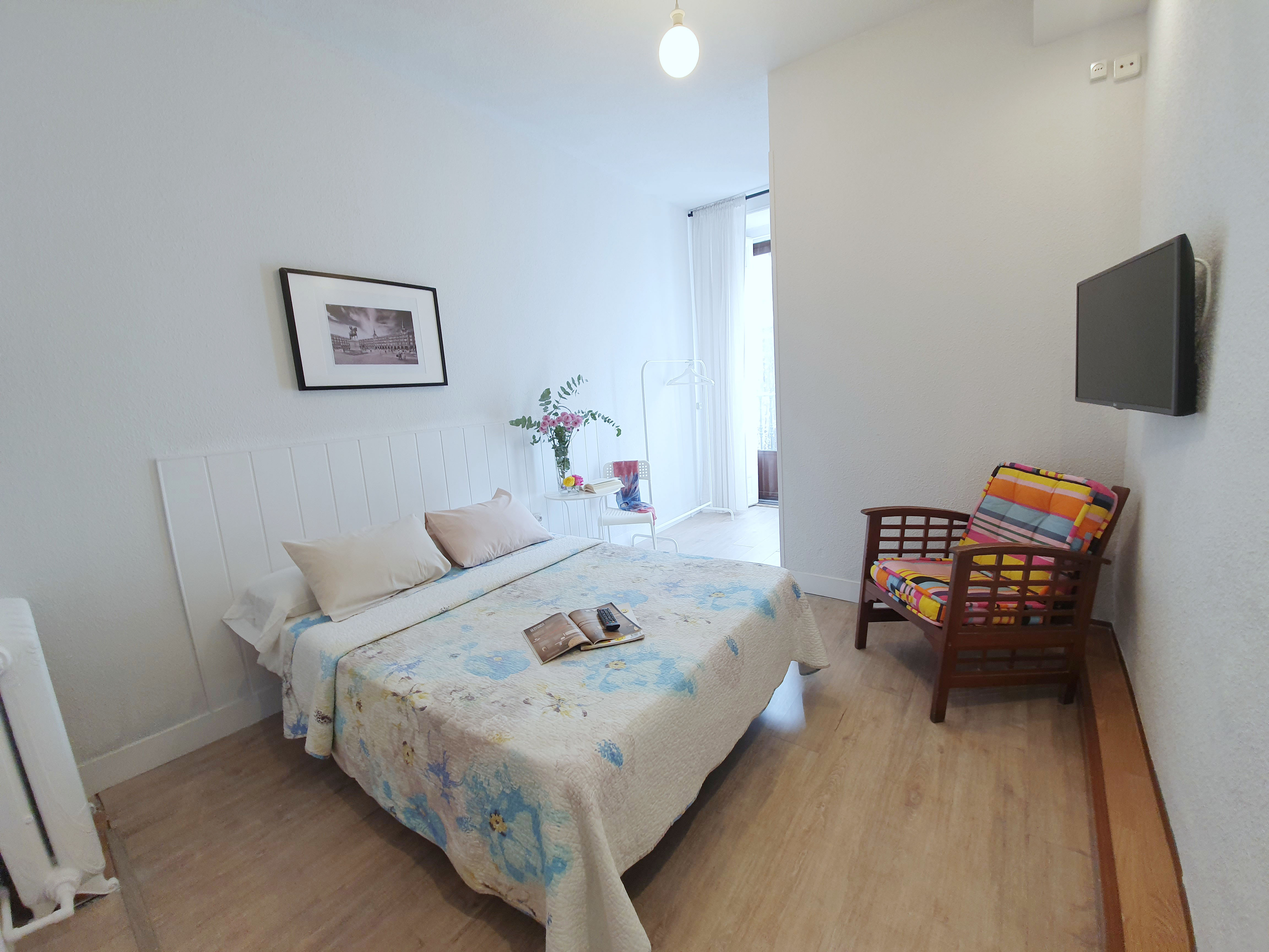 Hostal Alicante 11/40