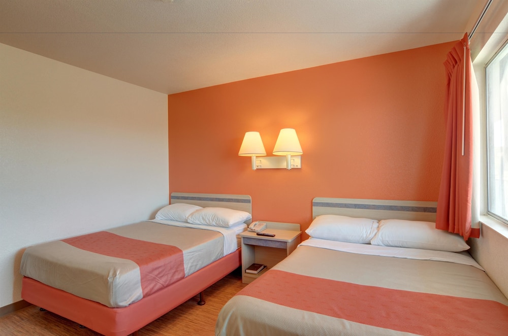 Motel6 Casper, WY 27/63