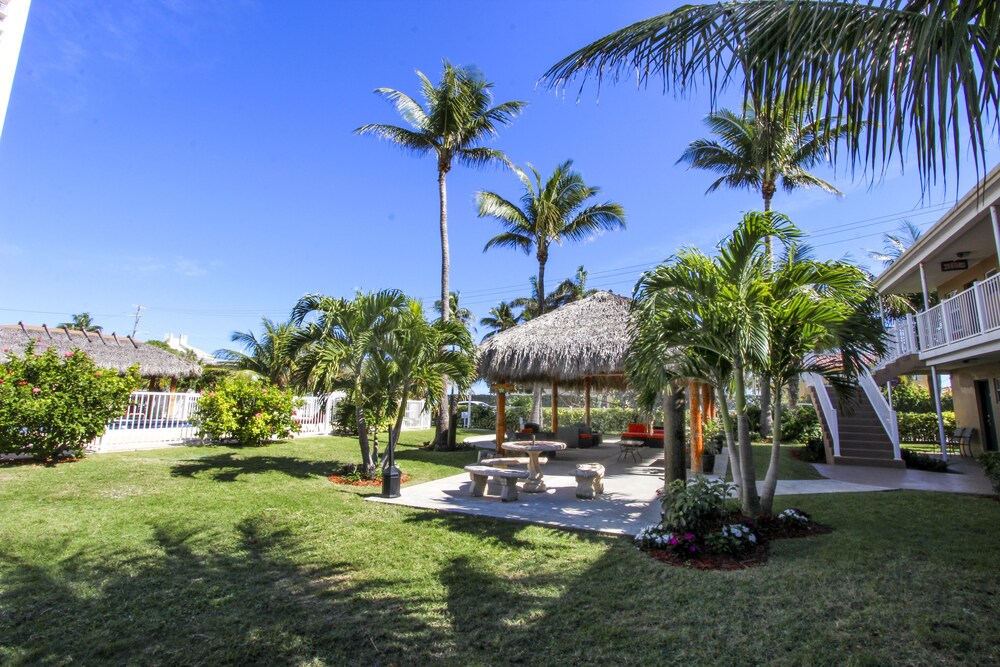 Oceans Beach Resort Suites 62/67