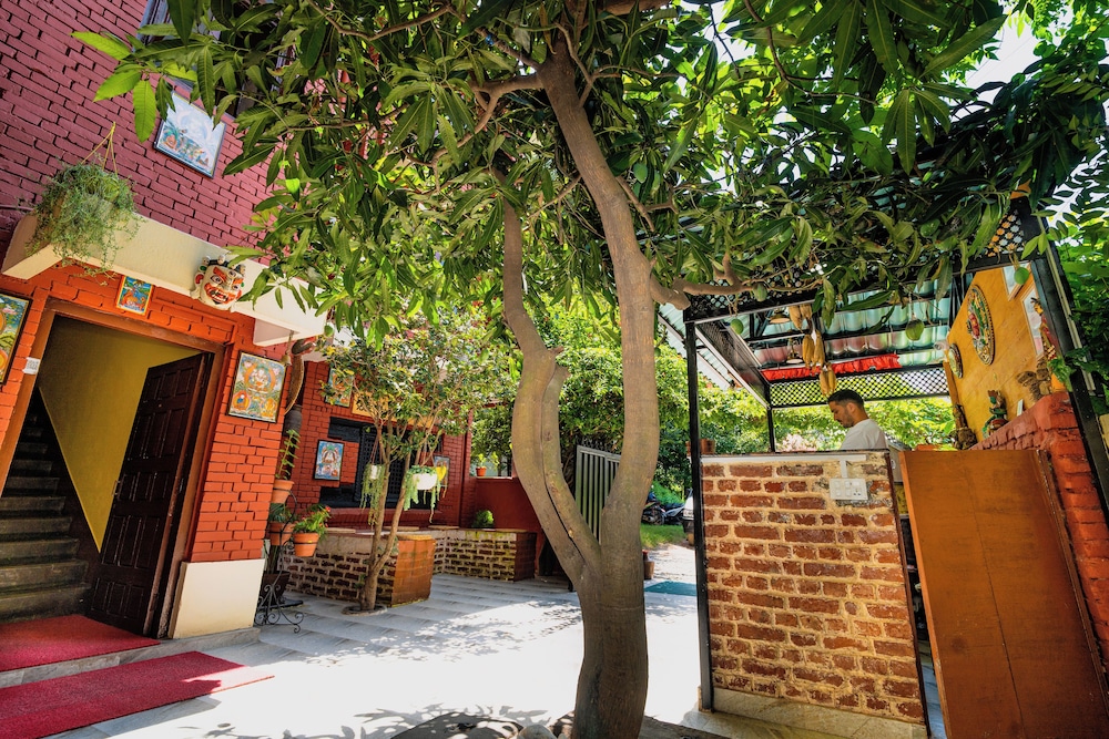 Nepali Heritage Hotel 38/50