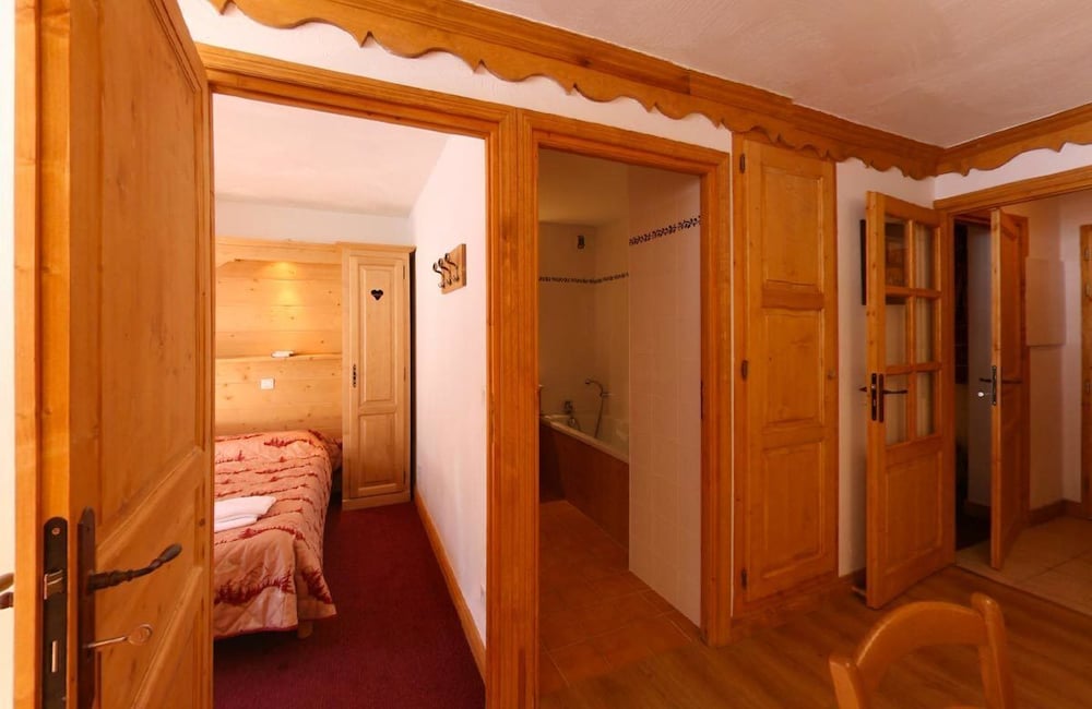 Chalet des Neiges - Oz en Oisans(Sat arr/dep only 20/50