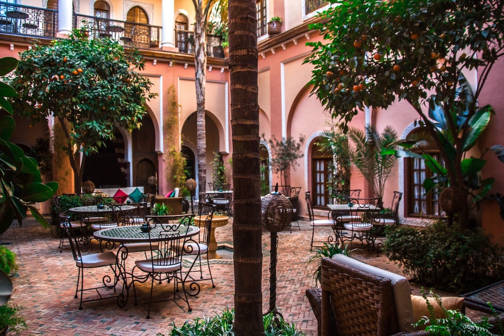 Riad Amina photo4