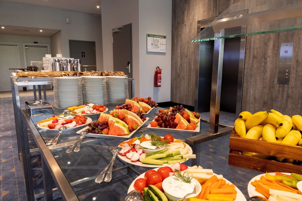 NYX Hotel Erfurt by Leonardo Hotels 56/72