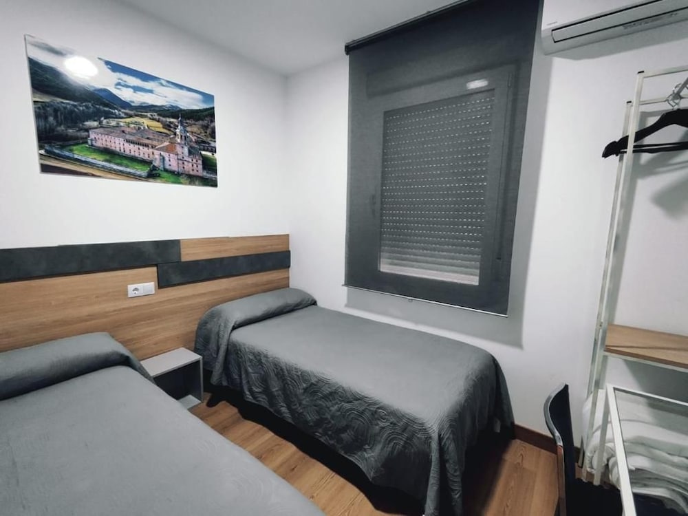 Hostal Rioja Condestable 6/48