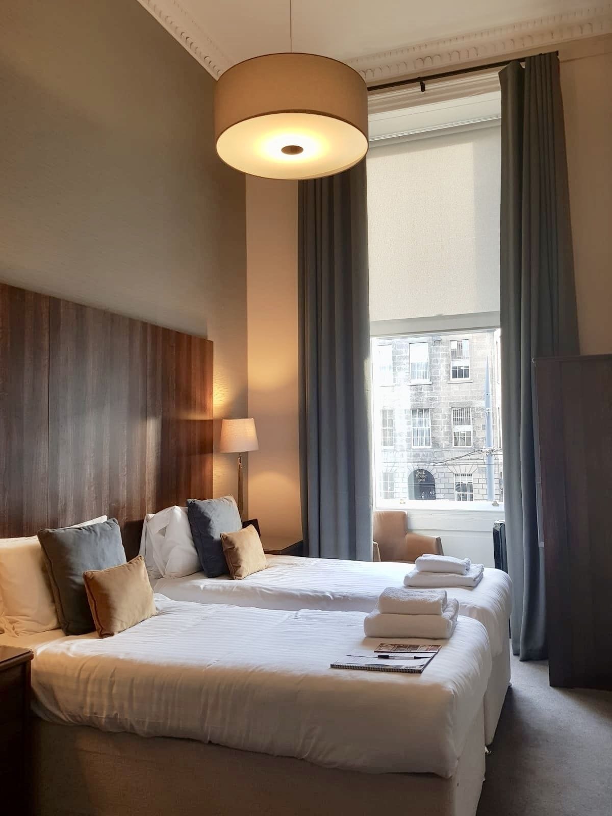 STANDARD, DOUBLE OR TWIN BED