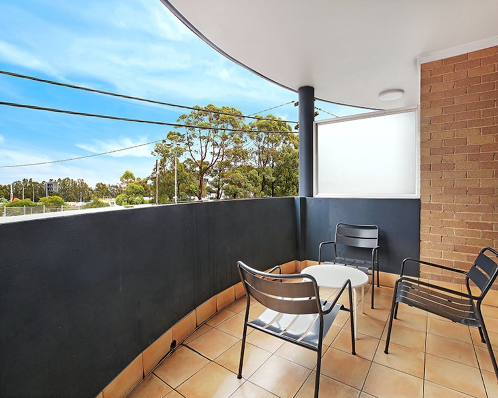 Sydney Airport Suites 26/50