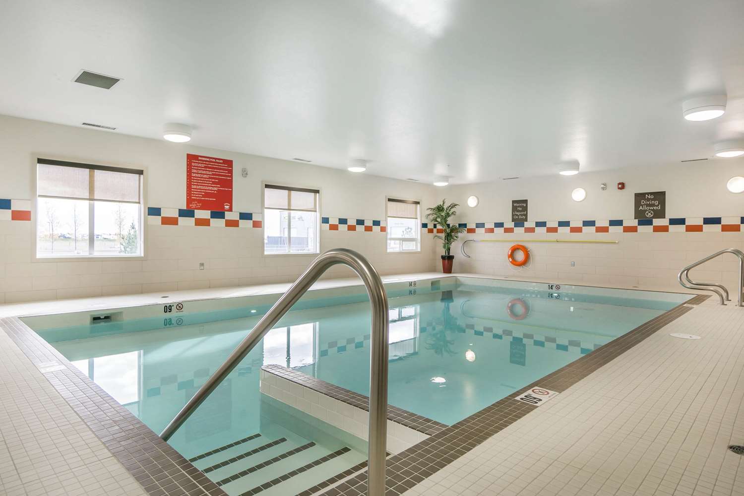 Comfort Inn & Suites Edmonton International Airport 12/28