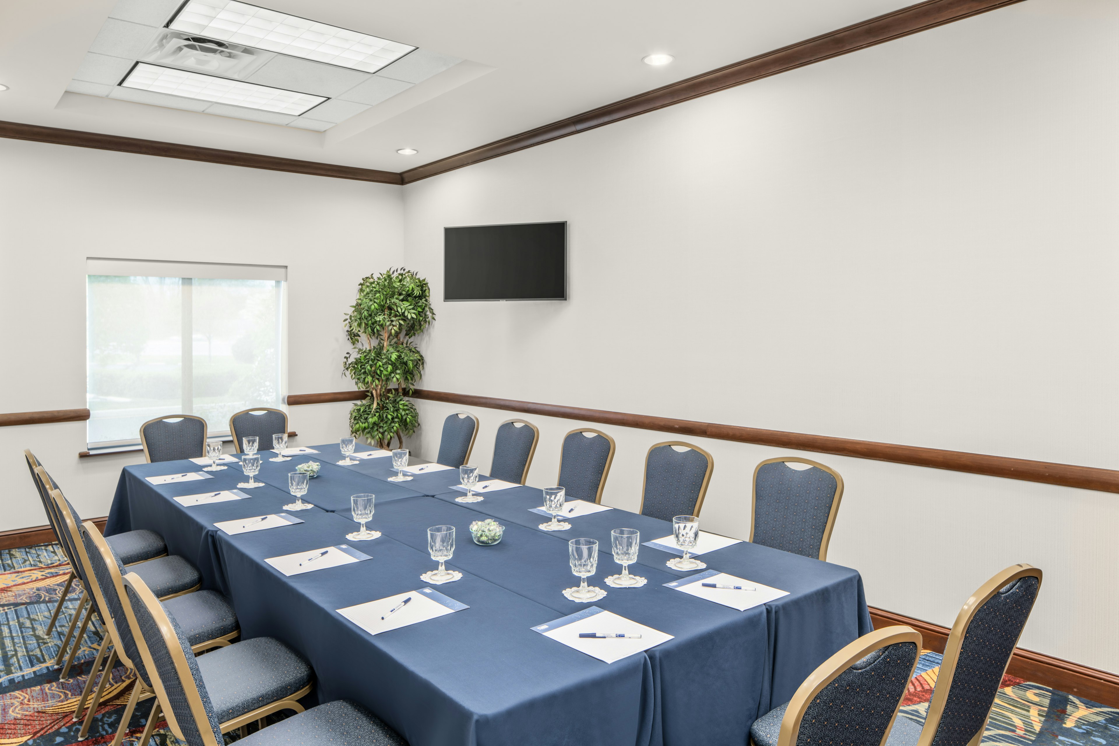 Holiday Inn Express Hotel And Suites Wilmington Newark 59/72