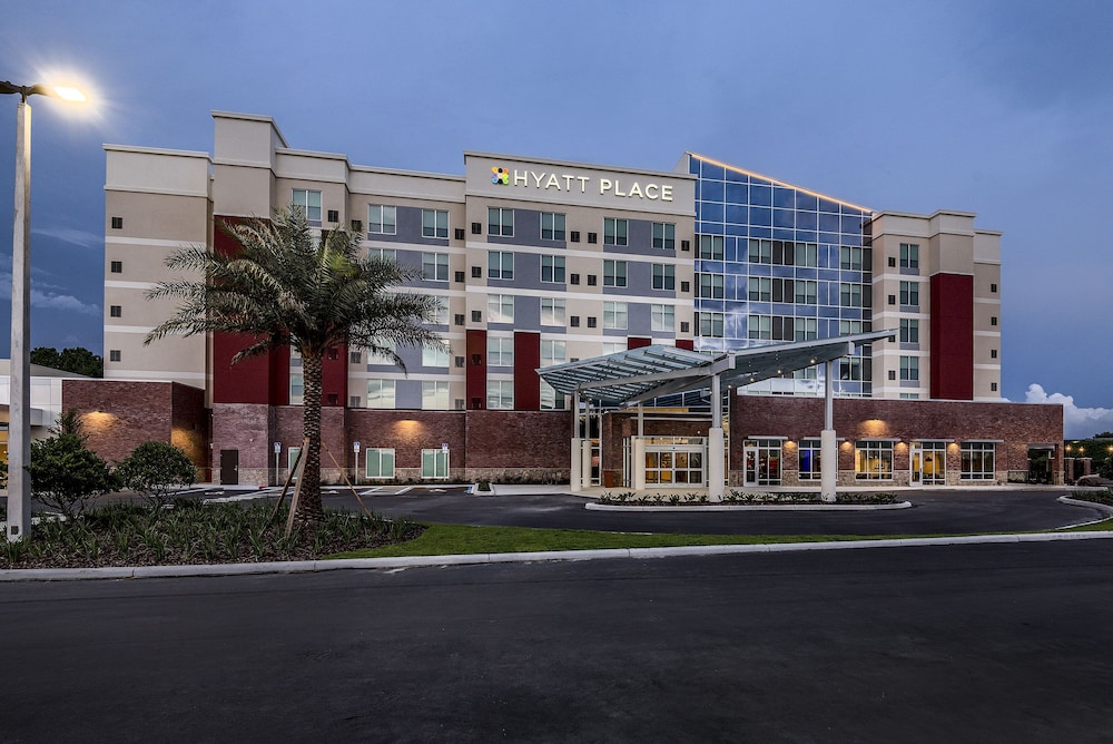 Hyatt Place Tampa/Wesley Chapel 3/61