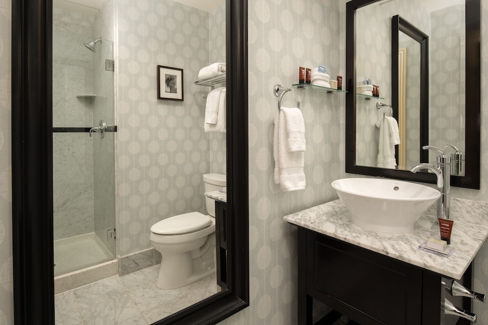 Hotel Shattuck Plaza 59/60