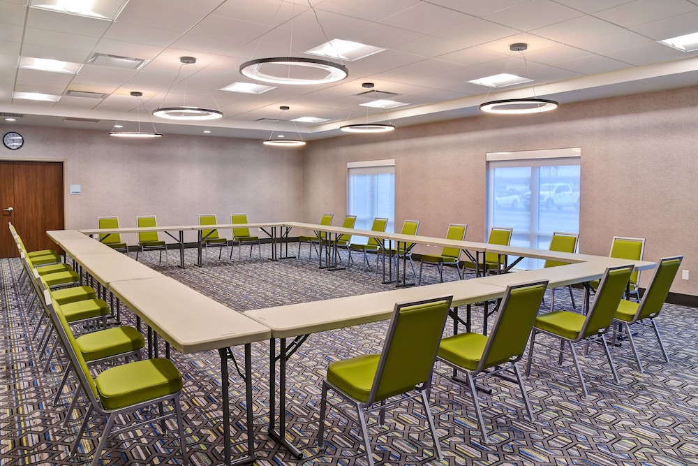 Holiday Inn Express And Suites Ottawa 38/50