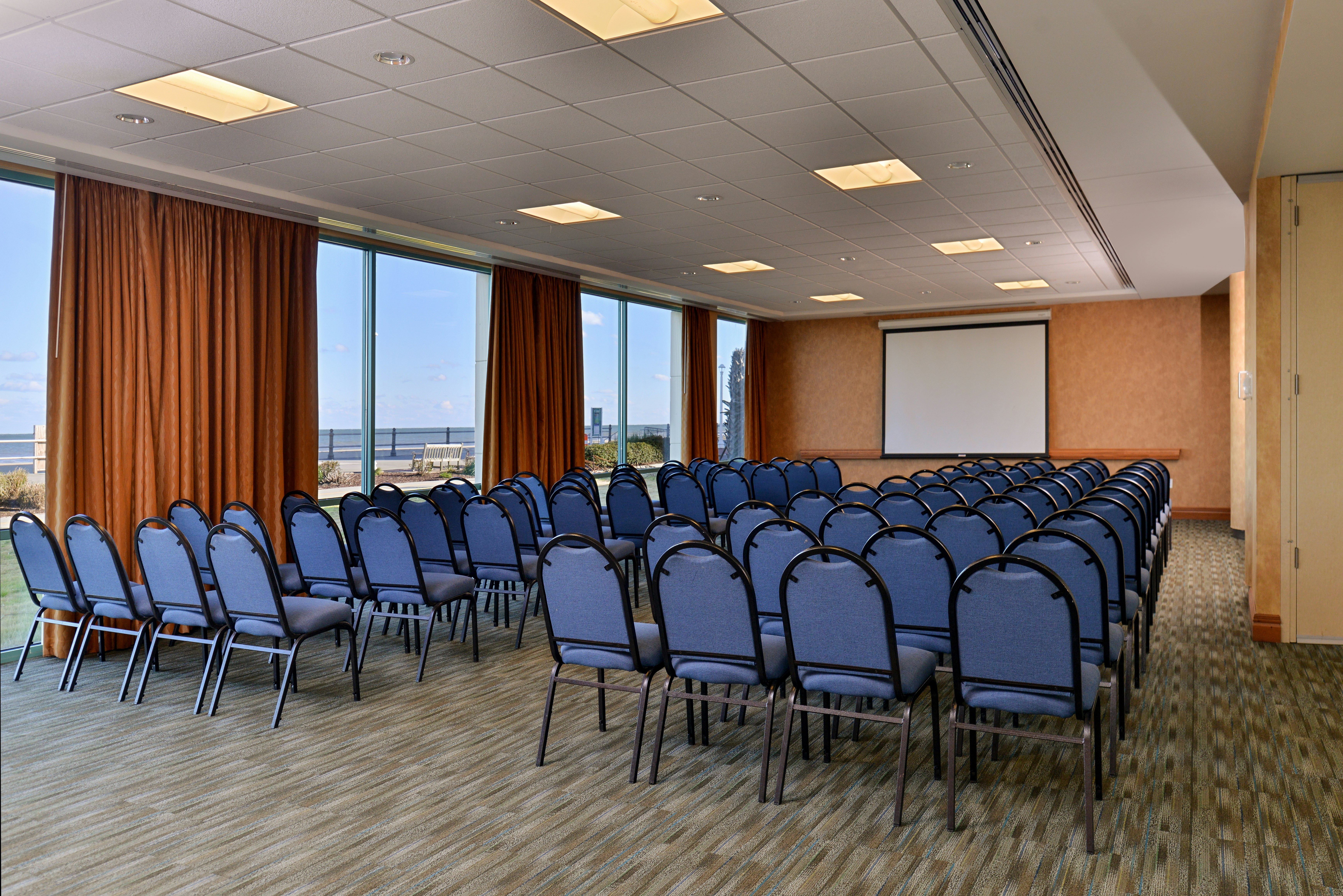 Hampton Inn Virginia Beach Oceanfront South 38/47