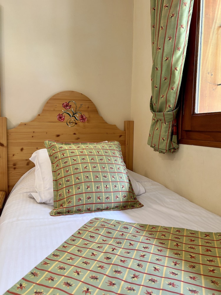 Hotel Les Prodains 9/50