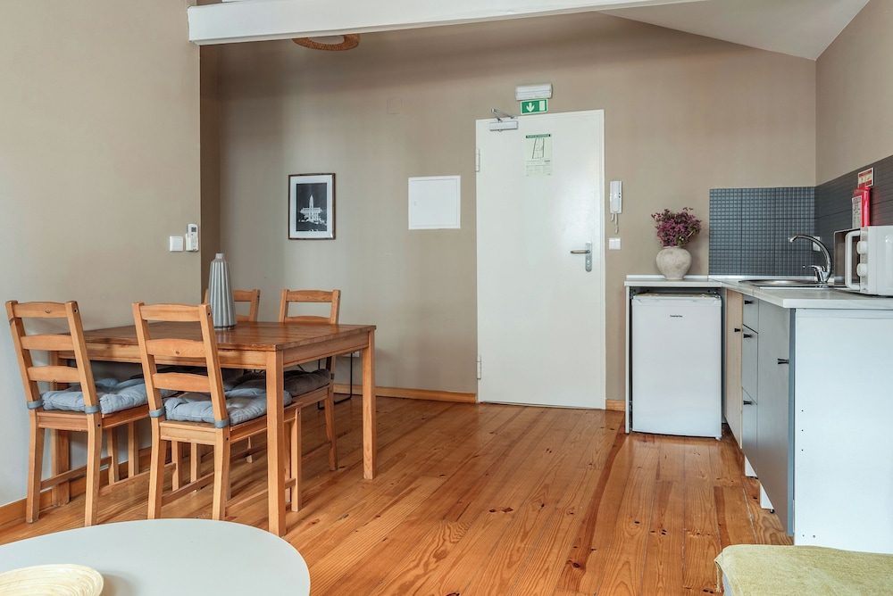 Aparthotel Oporto Entreparedes 60/77