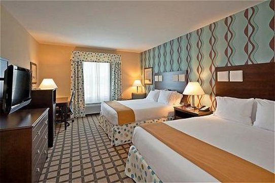 Holiday Inn Express Suites Atlanta Southwest Fairburn 13/45