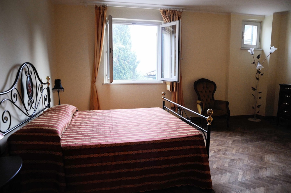 3 Bedrooms, Panoramic, Villa, 2 King Beds, Two Story, Sofa, No Elevator، Villa Sargiano B&B 7/10
