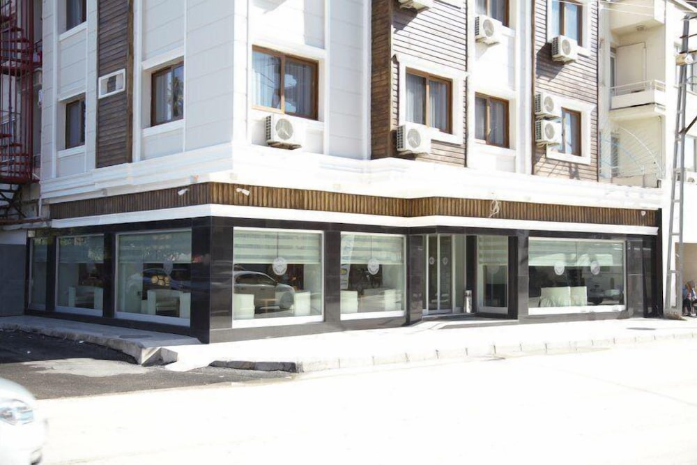 Adana Omur Otel 1/16