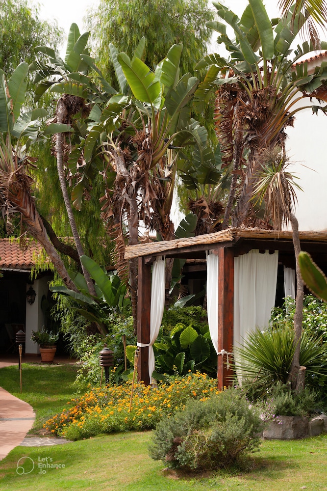 Nora Club Hotel and Spa 54/60