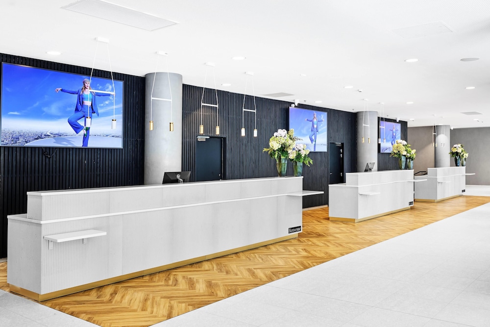 H4 Wyndham Paris Pleyel 10/87