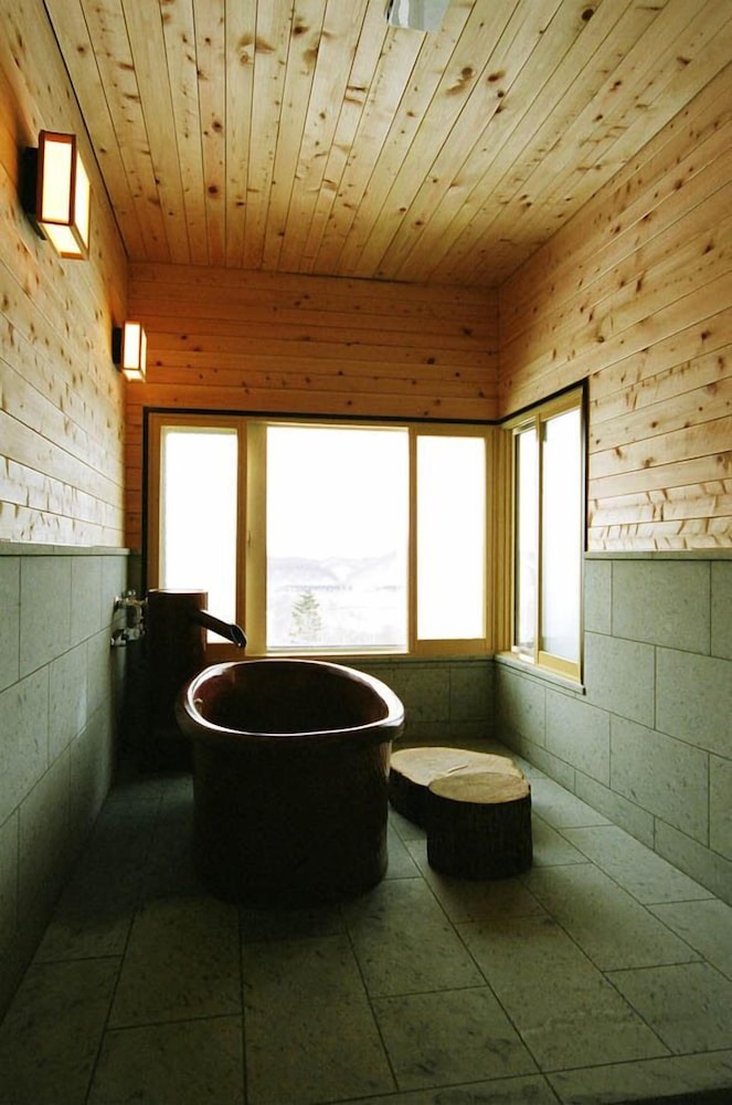 Auberge Kita No Dan Dan 16/32