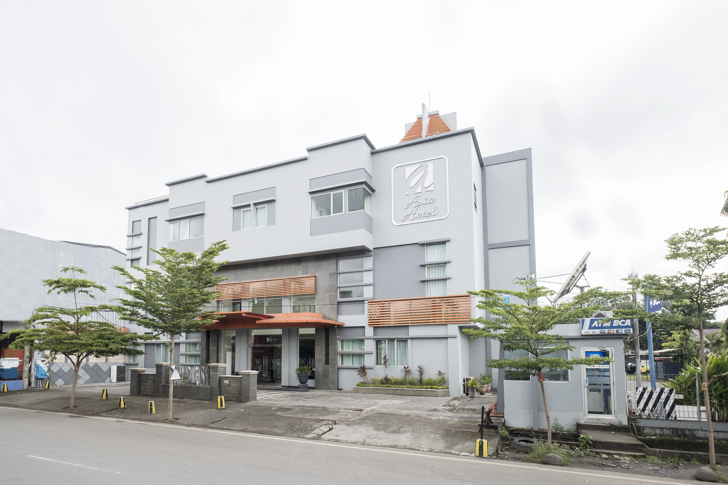 Asia Hotel Makassar 1/30