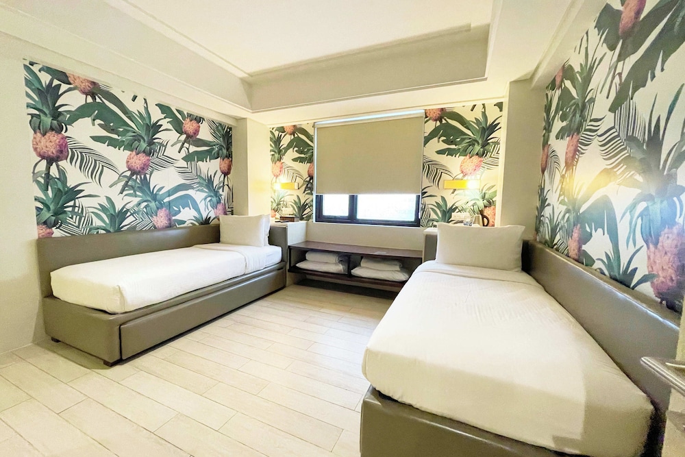 Family Room B