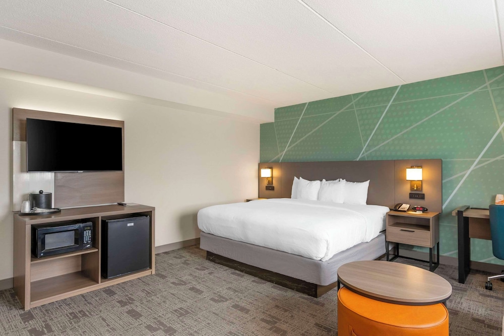 Comfort Inn & Suites Watertown - 1000 Islands 26/54