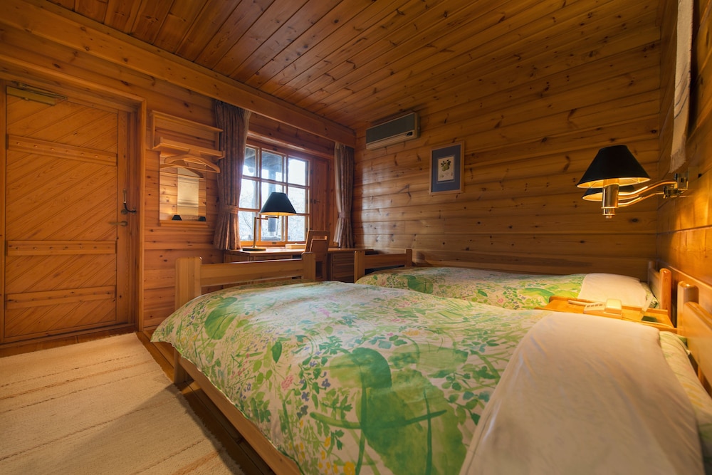Hotel Nidom 32/66