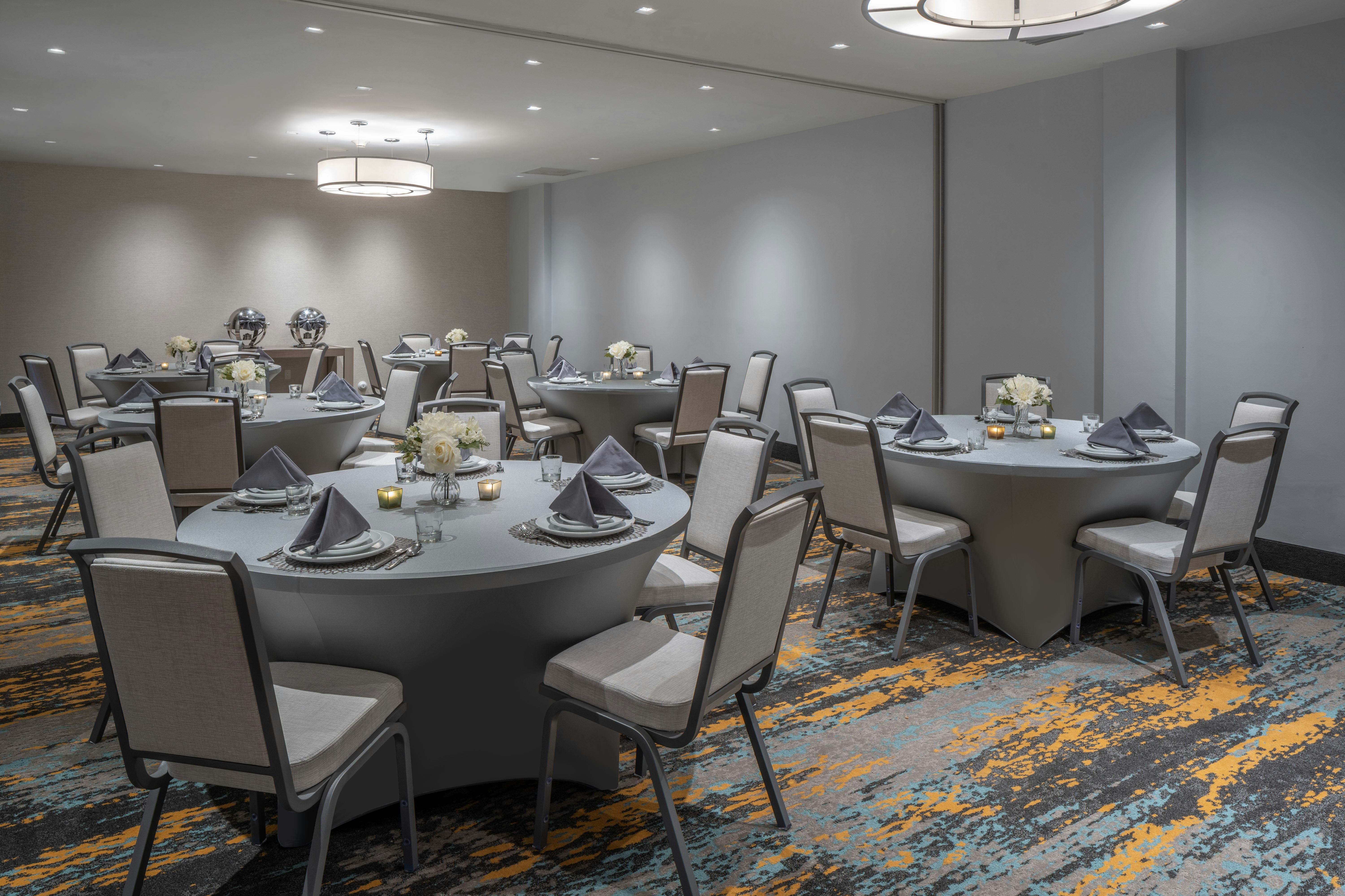 DoubleTree by Hilton Miami North I-95 34/34