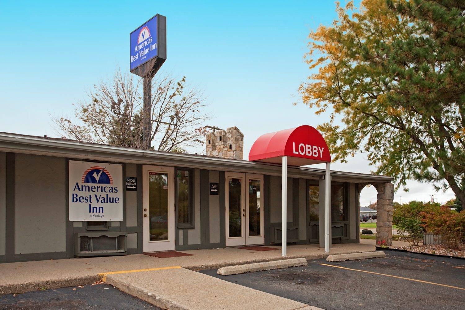 Americas Best Value Inn Lansing 7/8