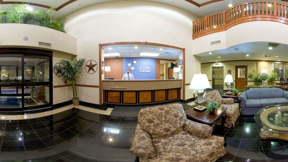 Holiday Inn Express and Suites Houston - Memorial Park Area 36/45