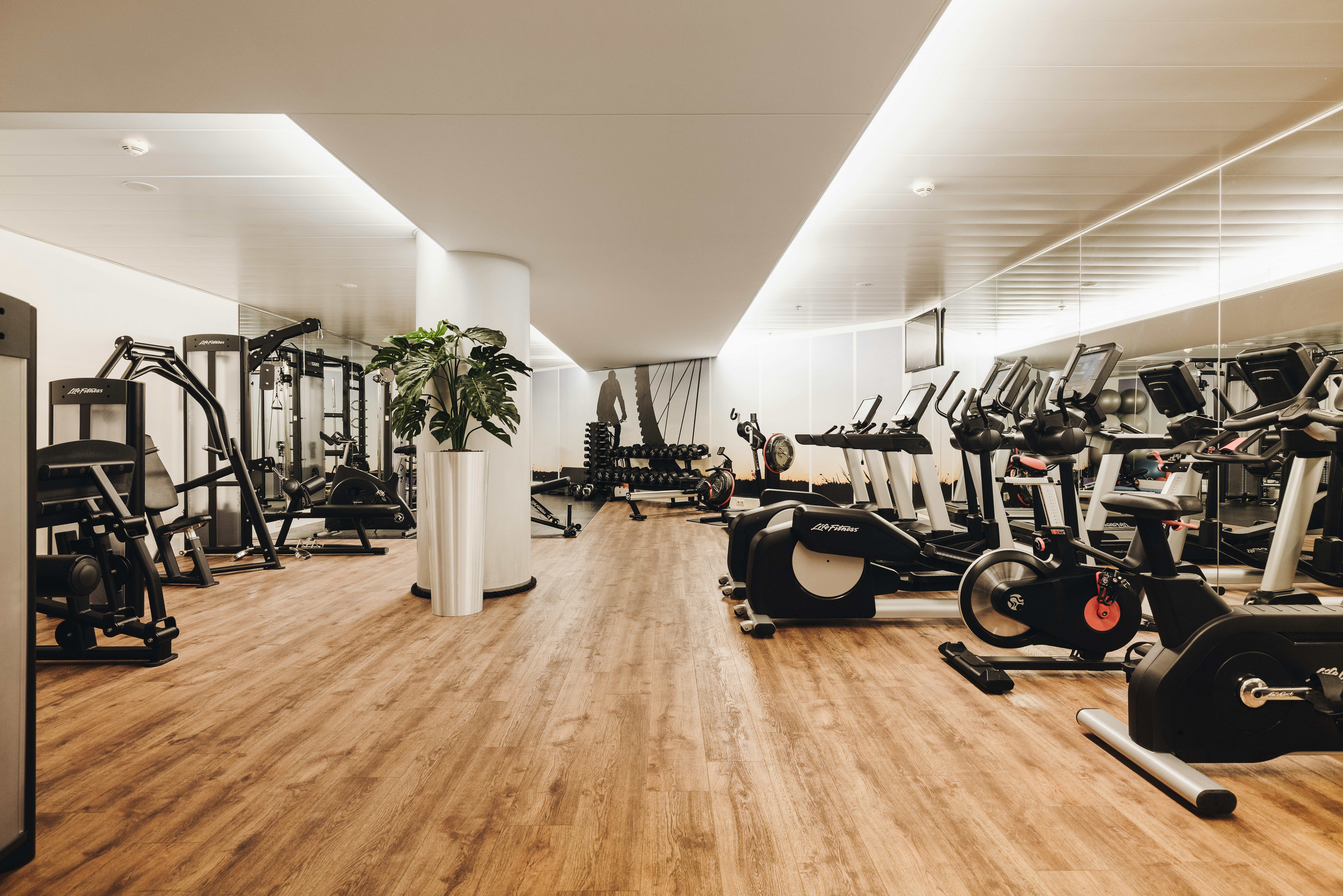 Doubletree By Hilton Amsterdam Centraal Station 39/88