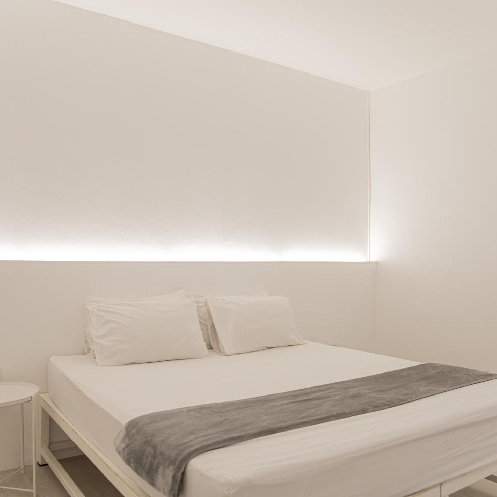 Executive, Suite