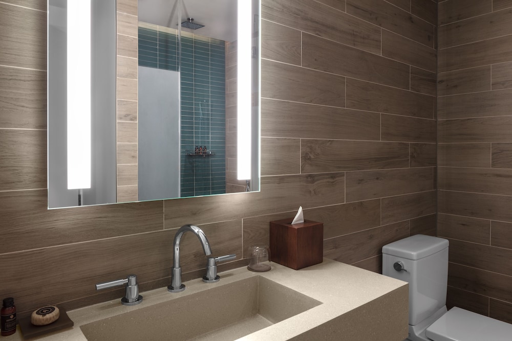 EAST Miami Residences 46/50