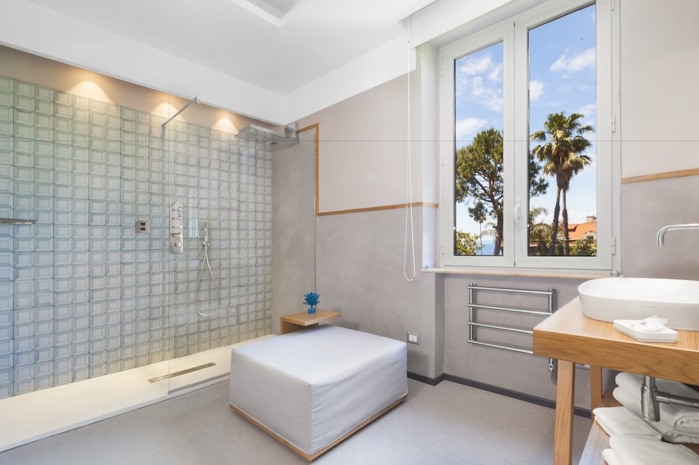 La Piazzetta Guest House 40/41