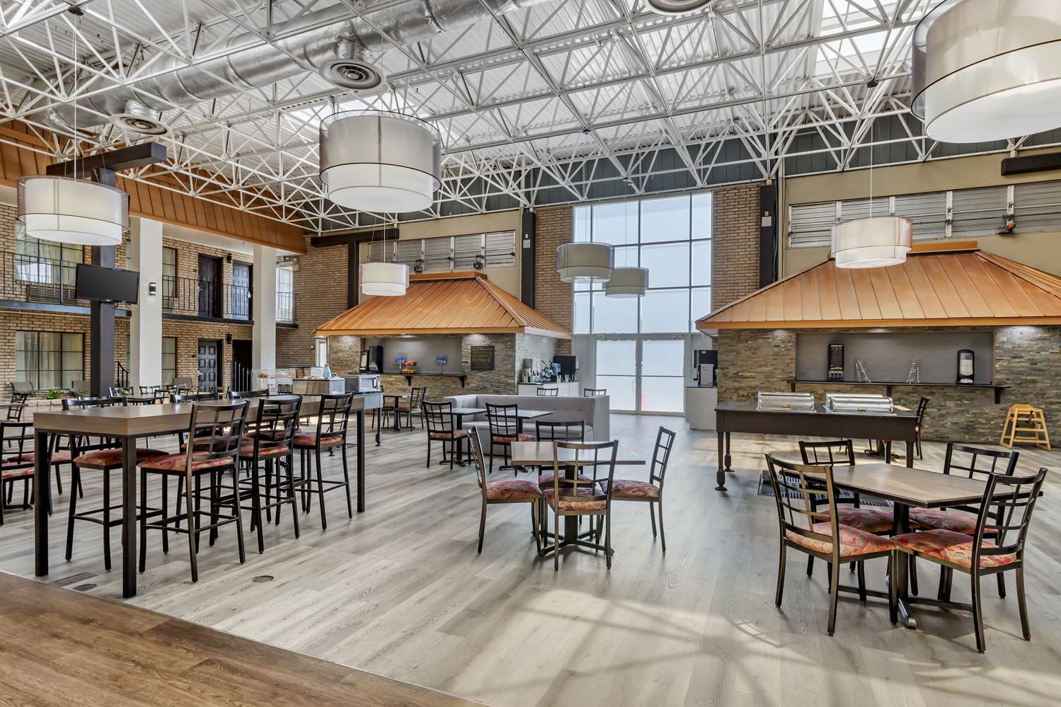 Alexandria Inn and Suites and Conference Center 20/32