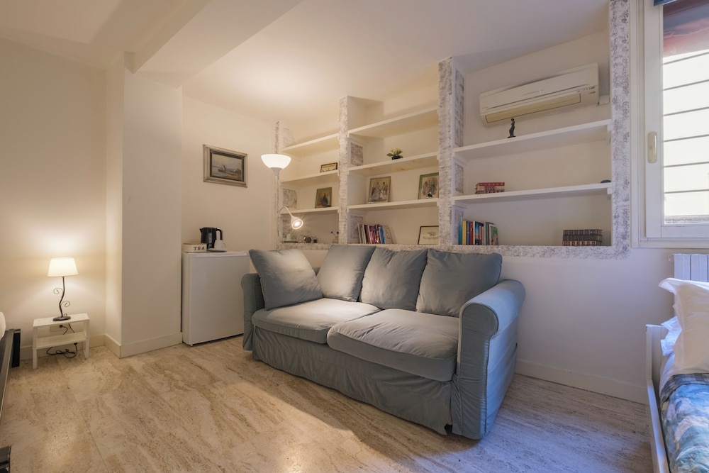 Cristina Rossi Bed and Breakfast 26/50
