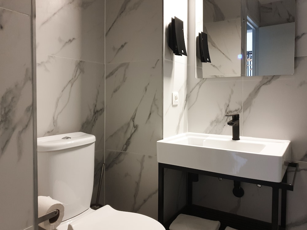 Hotel La Piece 20/22