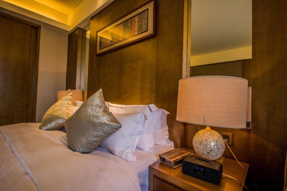 Maya Gleetour Hotel Wuhan OCT 18/50
